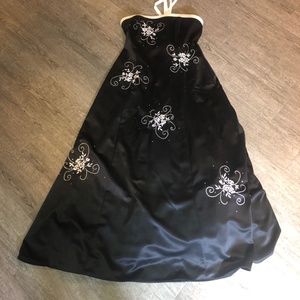 Prom/homecoming dress